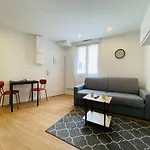 Renove - Tram & Centre - Parking Gratuit Apartment