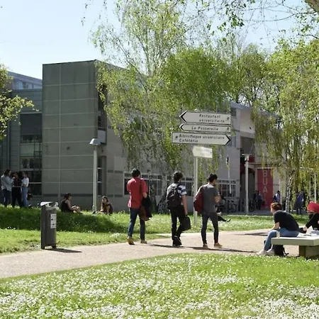 아파트 Studio Fonctionnel - Tram & Centre - Parking Gratuit *